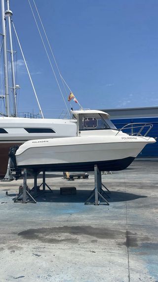 Barco Quicksilver PilotHouse 500
