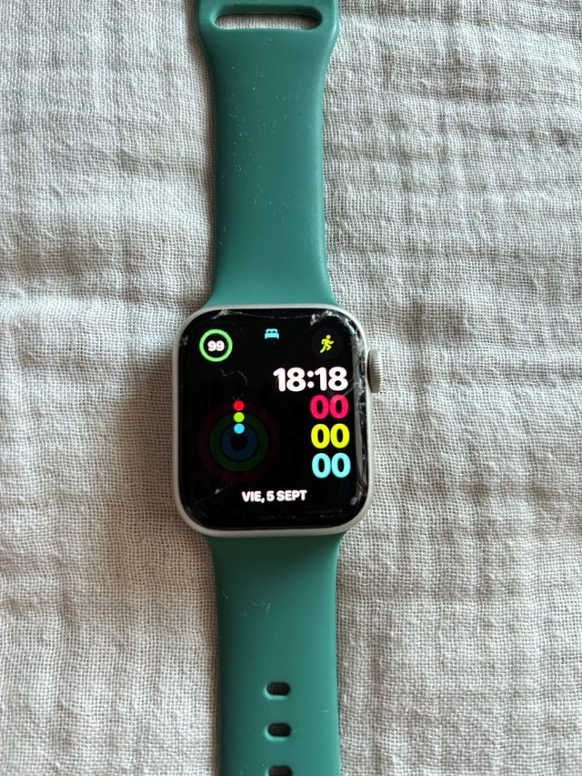 Apple Watch Plata  modelo : Se (2023) Cellular 40m