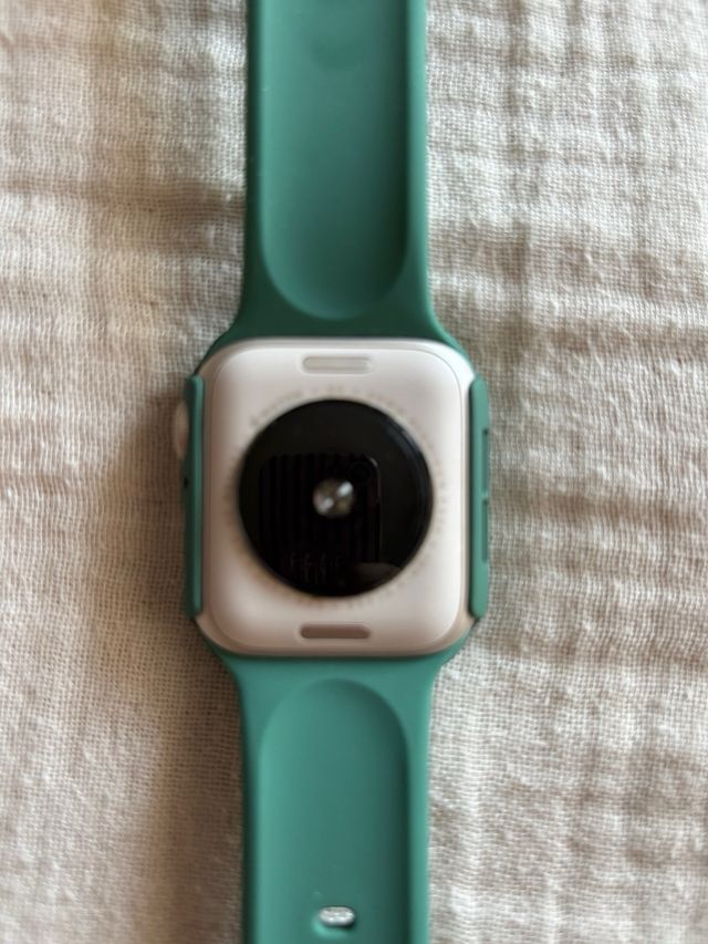 Apple Watch Plata  modelo : Se (2023) Cellular 40m