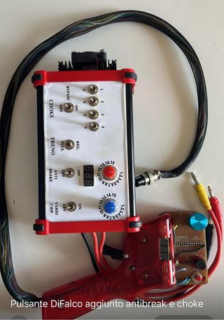 Pulsante DiFalco per auto modellismo
