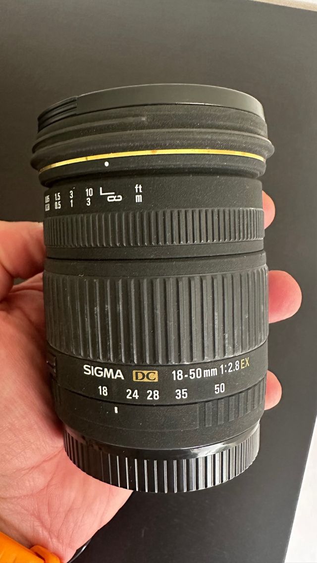 Sigma DC 18-50mm 1:2.8 EX