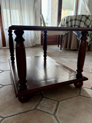 Mesa centro madeira e tampo vidro