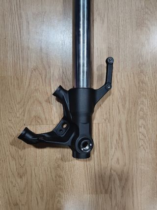 YAMAHA TRACER 900 GT Horquilla Delantera derecha
