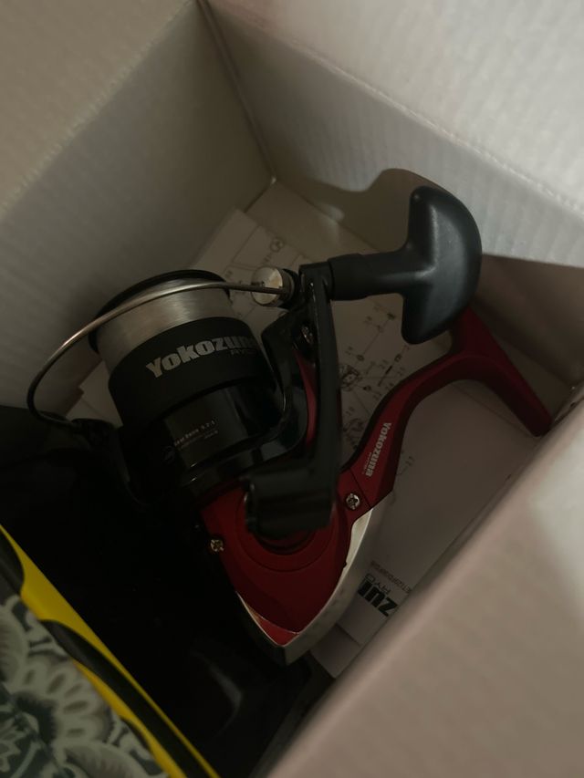 Carrete de pesca Yokozuna 2500