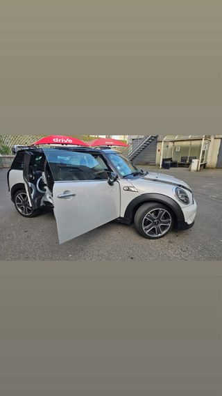 MINI Clubman 2013