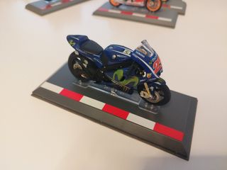Maqueta Moto Yamaha YZR-M1 2017