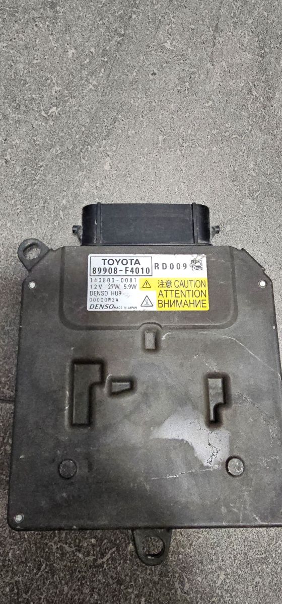 Centralita Faro Toyota CHR 89908-F4010 DENSO