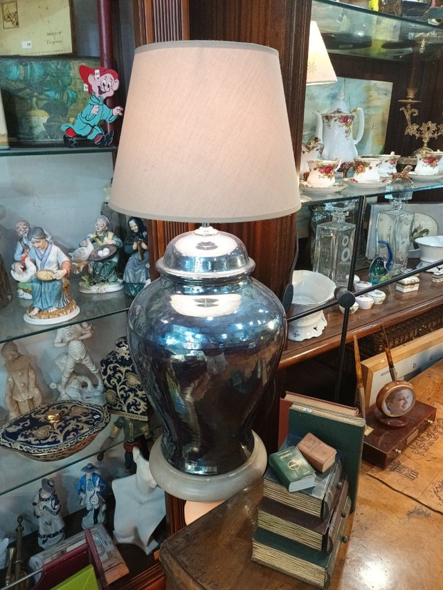 Lámpara de mesa diseño