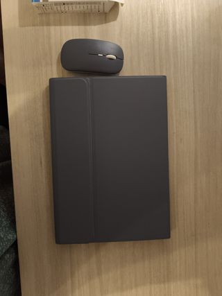 Funda Tablet con Teclado y Ratón Bluetooth 