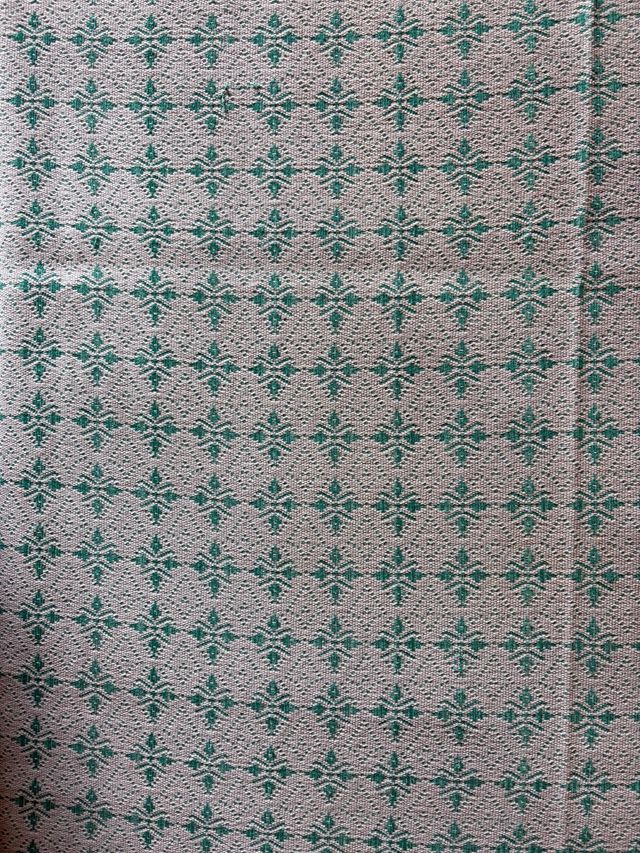 Colcha individual verde y blanca