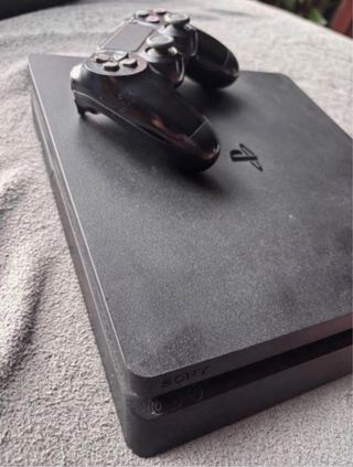 PS4 Slim Negra -1TB