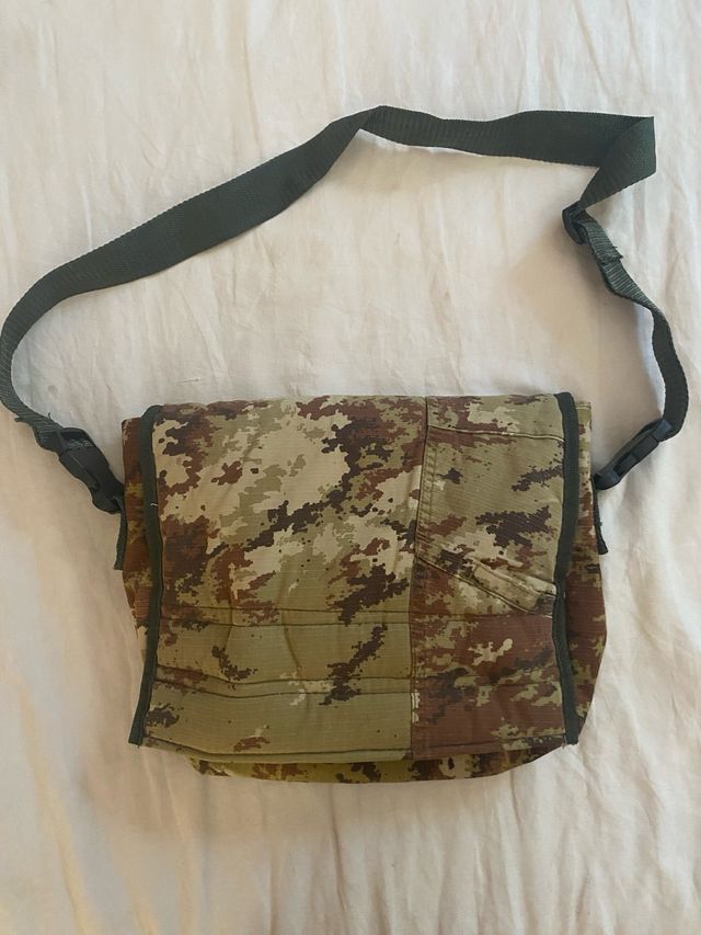 Zaino tracolla militare camouflage