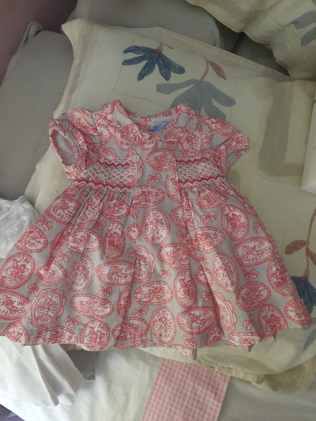 3 Vestidos blanco y flores bebé 6-12 meses