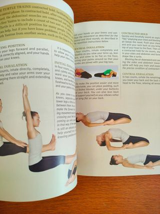 Libro de Yoga en inglés.