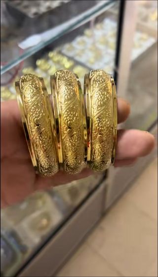 Brazaletes de Joyería Dorada