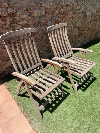 Sillón de teka plegables dispongo de dos iguales.