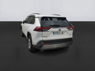 Toyota Rav4   2.5l 220H Advance 