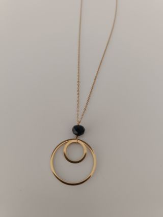 Collar Acero Bañado en Oro con Abalorio Negro