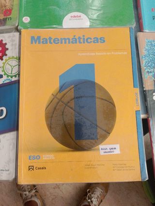 Lote libros 1 secundaria colegio Giovanni Azuqueca