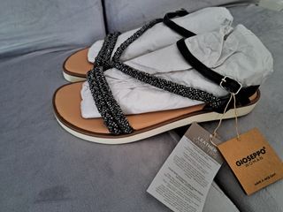 Sandalias Gioseppo Piel Negras Nuevas
