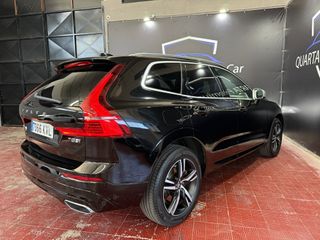 VOLVO XC60 2.0 T8 AWD RDESIGN AUTO