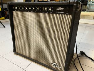 Amplificador Marlin Reverb 50C