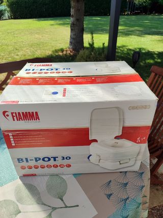 WC portátil Fiamma Bi-Pot 30