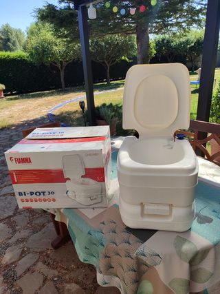 WC portátil Fiamma Bi-Pot 30