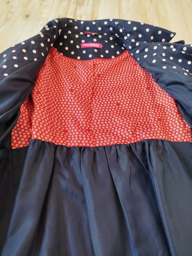 Lote Ropa Otoño T6-7: Chaleco, Chubasquero, Gabard