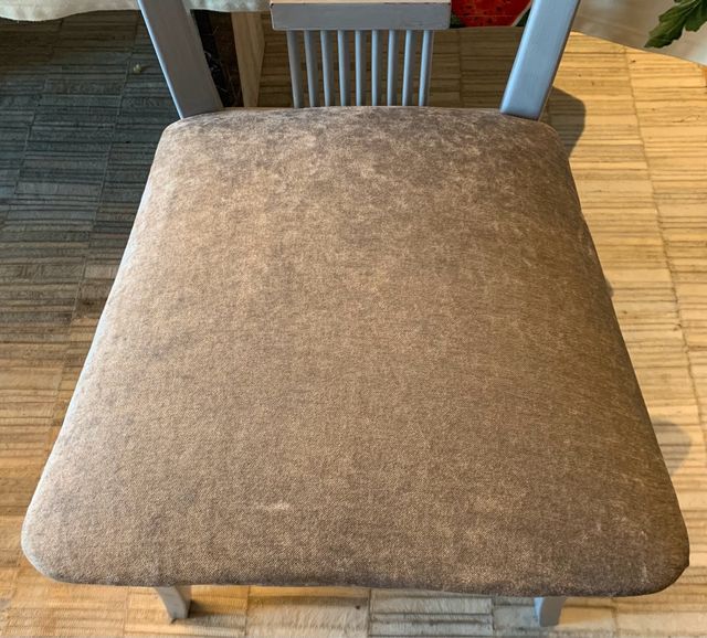 Sillas de comedor grises ( 8 unidades )