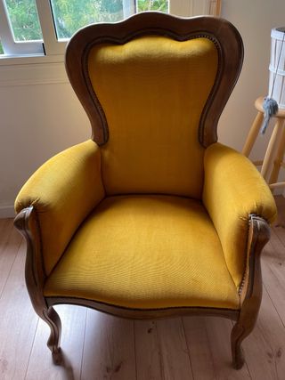 Sillon Vintage Tela y Madera