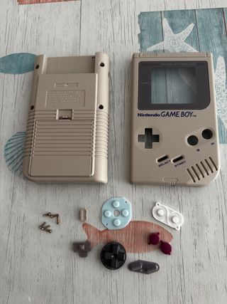 Carcasa Game Boy DMG + Botones y Tornillos