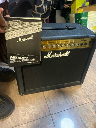Amplificador Guitarra Marshall MG30DFX