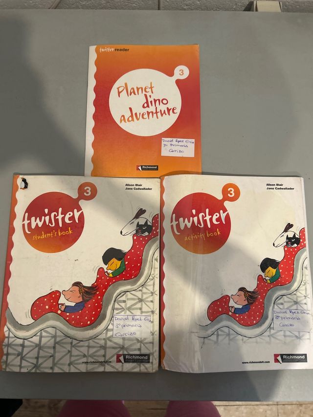 TWISTER 3 STUDENT'S BOOK