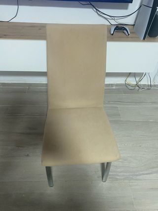 Mesa de comedor de cristal y madera + 4 sillas