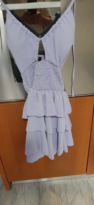 Abitino lilla con volantini