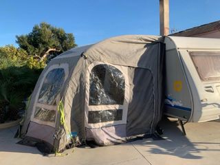 Avance Hinchable para Caravana
