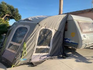 Avance Hinchable para Caravana