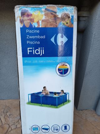 Piscina  incluida depuradora y césped 