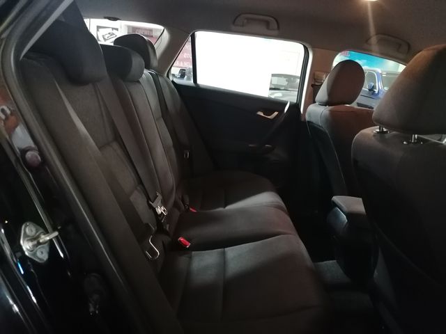 Honda Accord TOURER 2.2 i-DTEC Elegance