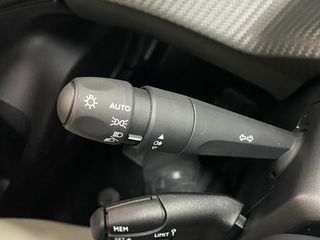 Peugeot 2008 Active 136CV BEV Espectacular!!!!!!!!