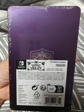 Caja Metálica Pokémon Purpura