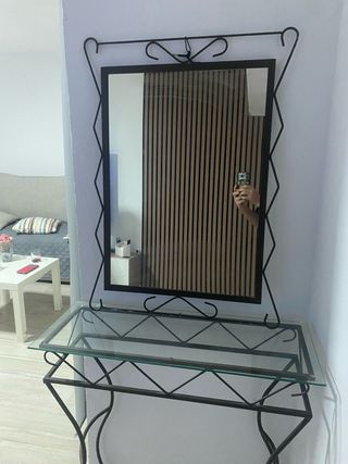 Mueble de entrada forja y cristal