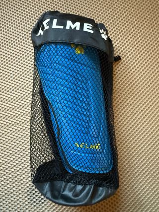 Espinilleras Kelme Azul