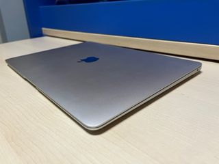 MacBook Air 2020 i3 8GB RAM 512GB SSD Argento