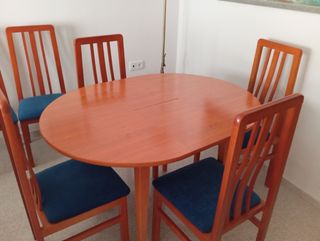 Mesa de comedor extensible de madera