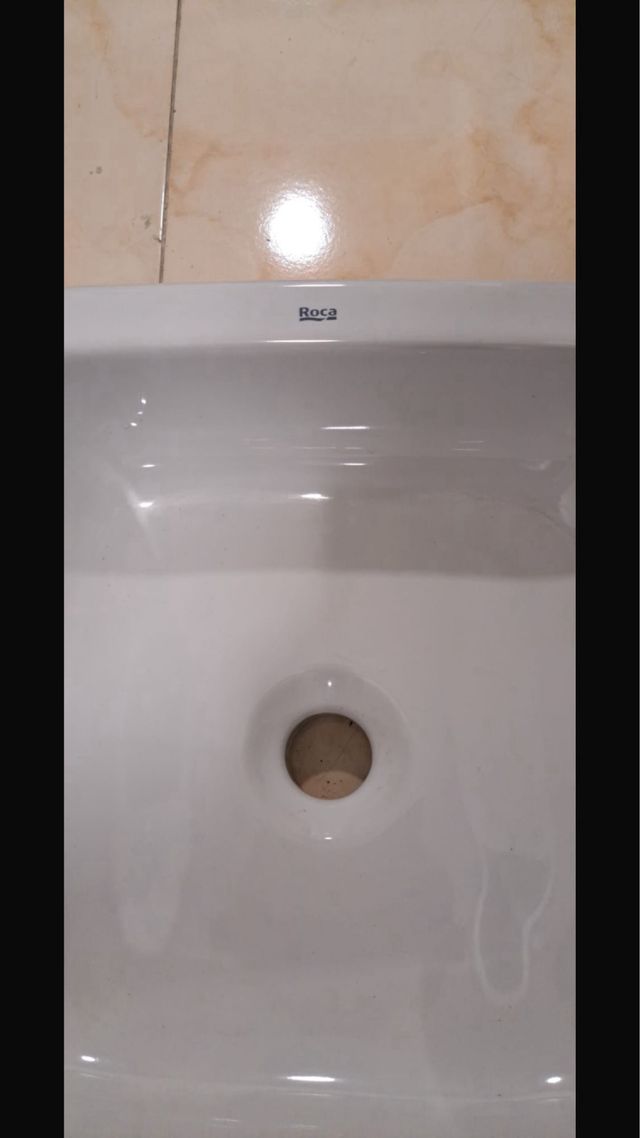 Lavabo sobre encimera blanco
