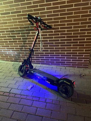 Patinete Smartgyro DGT 2024