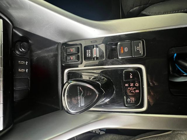 Mitsubishi Eclipse Cross KAITEKI PHEV 188cv 4WD hí