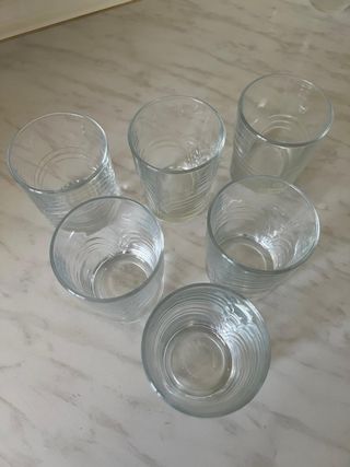 Vasos de cristal pequeños